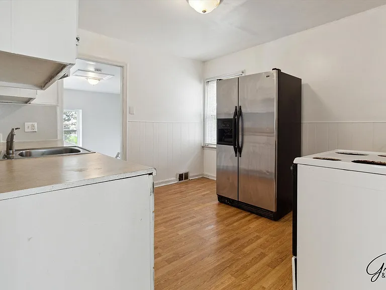 21320 La Salle Blvd — Photo 8