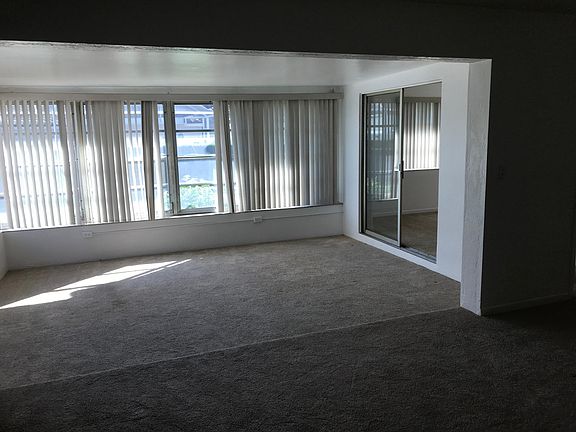 4th image of 11660 68th Ave