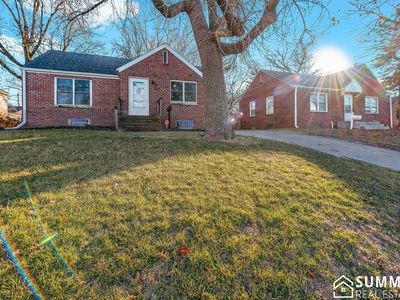 900 S 48th St, Lincoln, NE, 68510