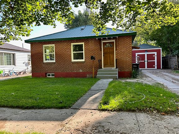 Shady front yard