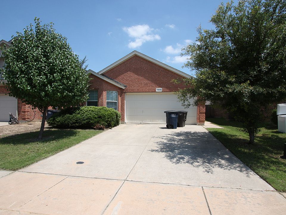 1st image of 11936 Brown Fox Dr
