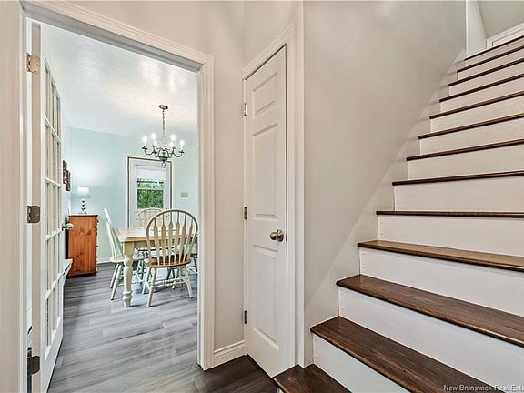 3rd image of 599 New Scotland Rd