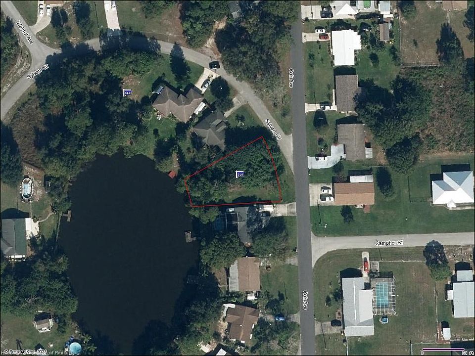 1st image of 1568 Oak Ave
