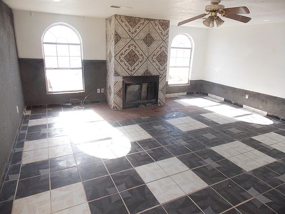 5th image of 6623 Mesa View Dr SW
