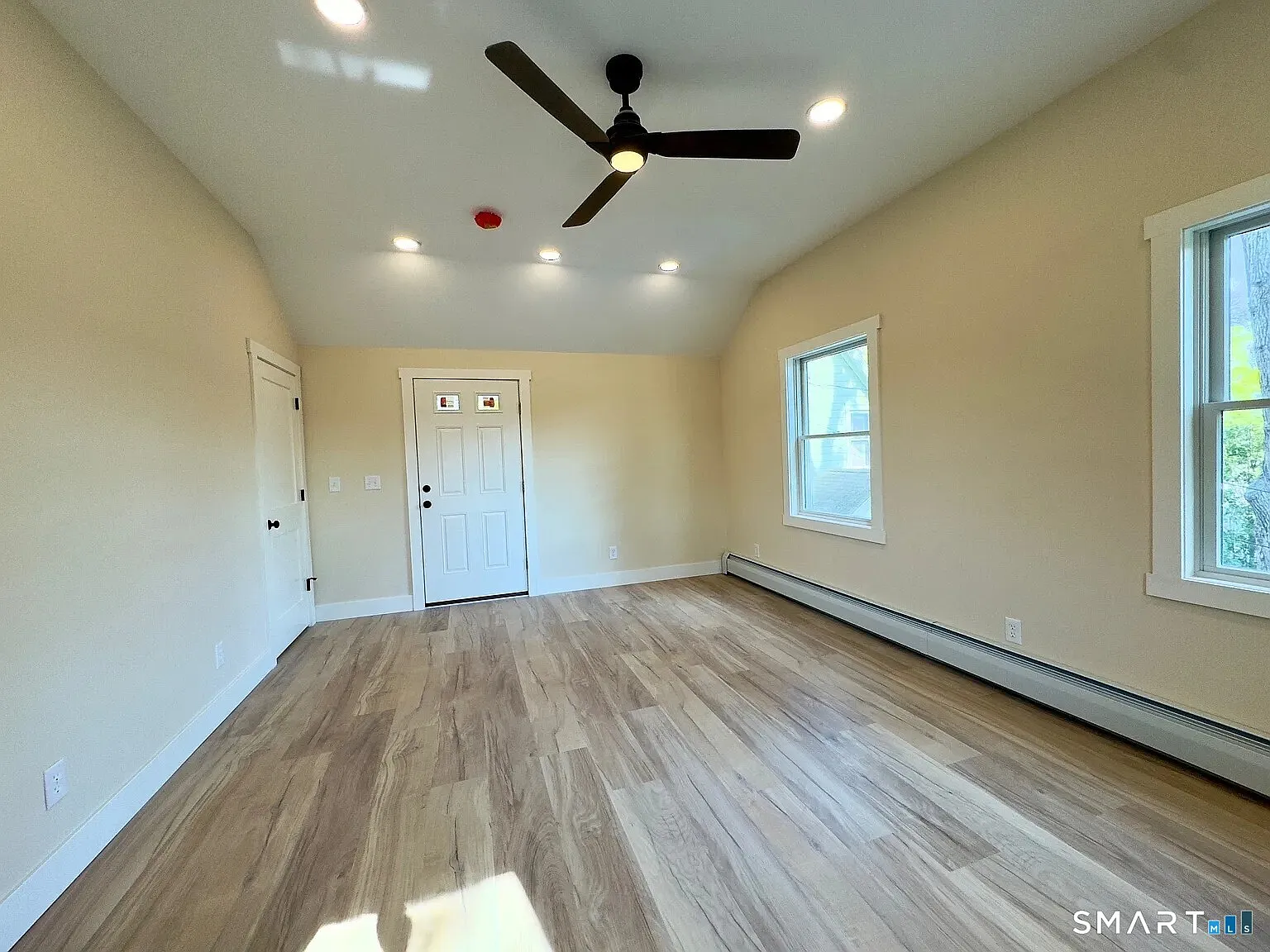 1 bed, 1.0 bath, 500 sqft, $2,450 — Photo 4