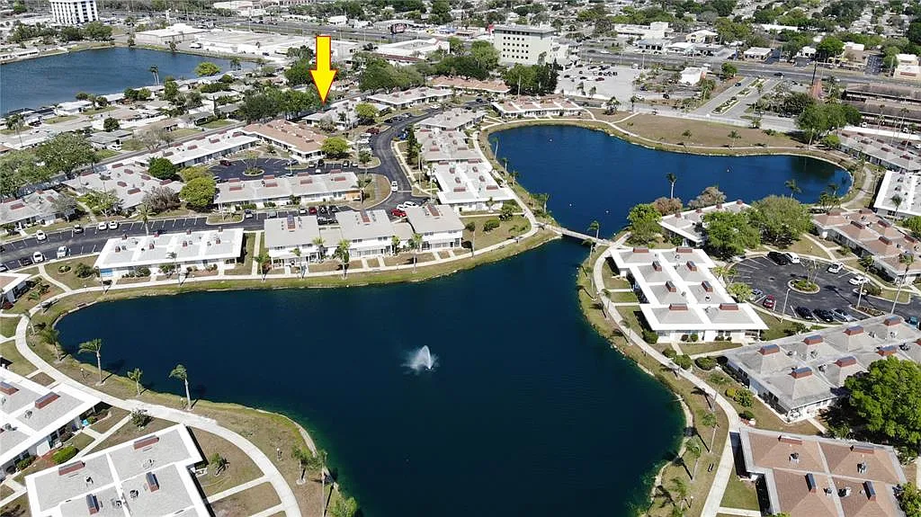 2 bed, 1.0 bath, 825 sqft, $1,400 — Photo 2