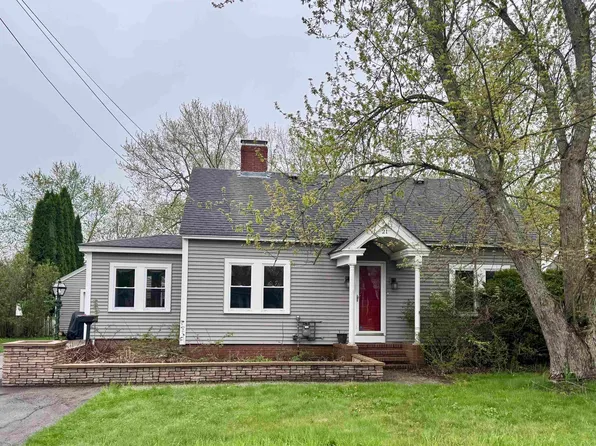 21 Railroad Avenue, Rochester, NH 03839