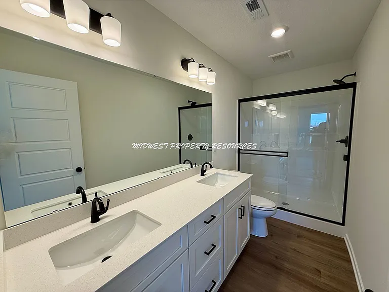 8789 SW 10th St — Photo 10