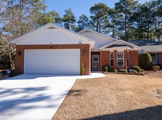 325 Pinehurst Trace Dr, Pinehurst, NC 28374