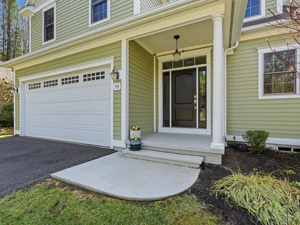 208 Pine St #53, Amherst, MA 01002