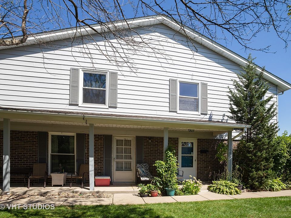 1st image of 790 Gloucester Dr #0