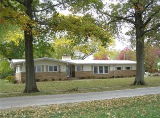 69 Pifers Ln, Sullivan, IL