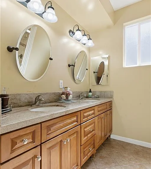 6958 Amigo Ave — Photo 14