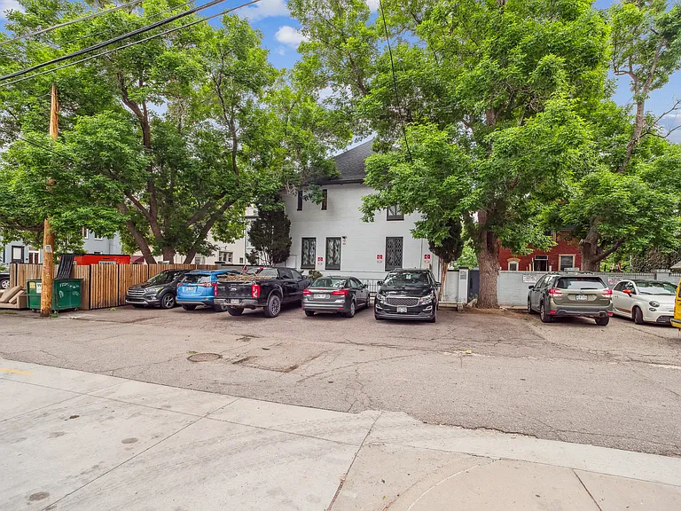 1717 N High St — Photo 17