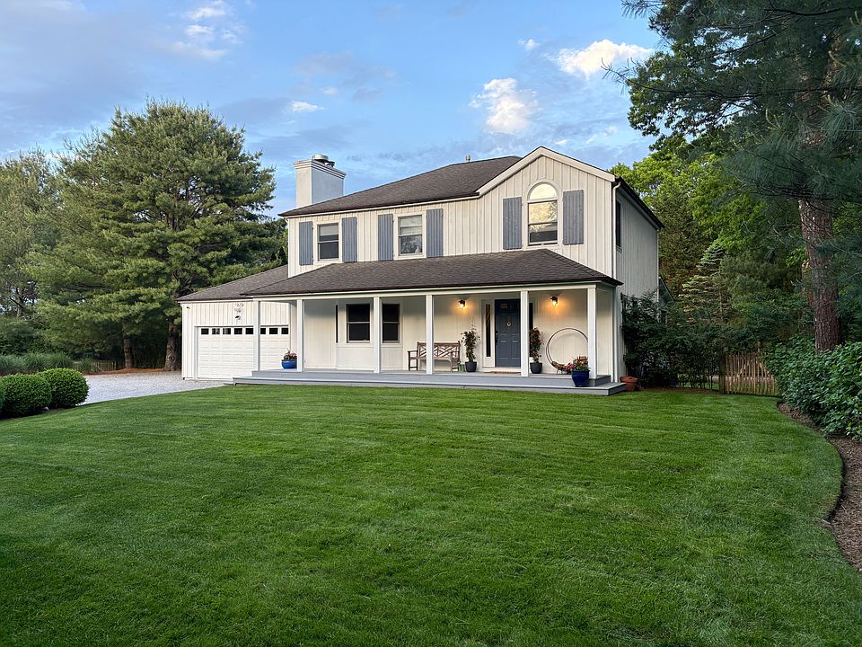 1st image of 100 Wainscott Northwest Rd