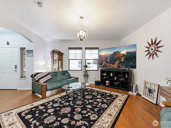 5th image of 14477 100th Avenue SE