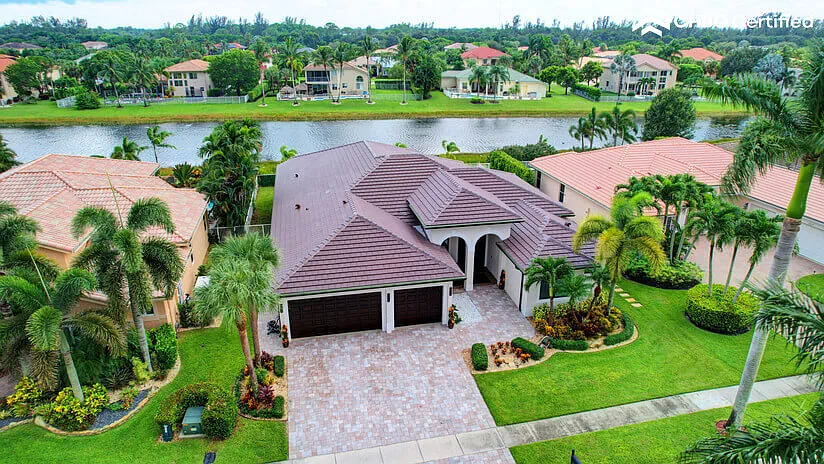11618 Manatee Bay Ln