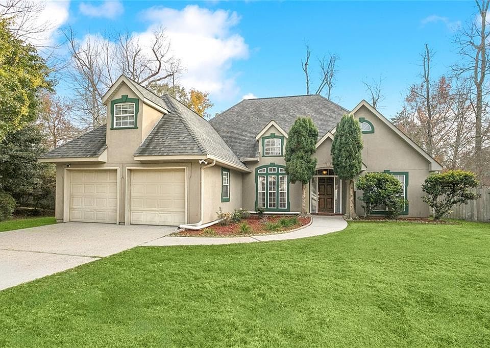 1st image of 723 Stonewood Dr