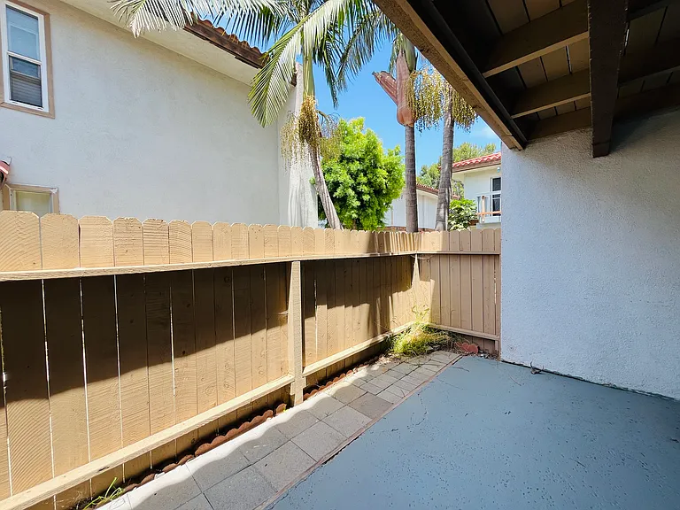 2521 W Sunflower Ave #R1 — Photo 22