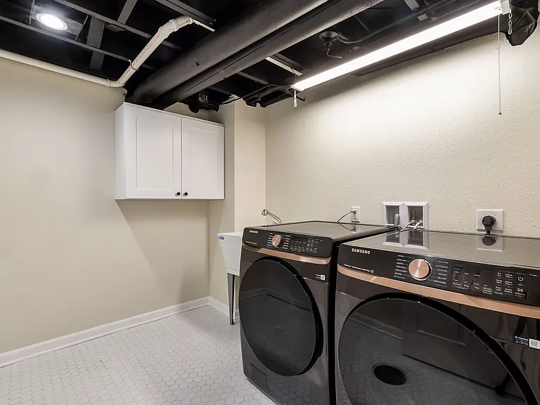 519 W Montclaire Ave — Photo 22