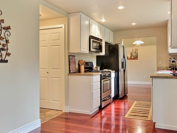 5th image of 16509 97th Avenue Ct E