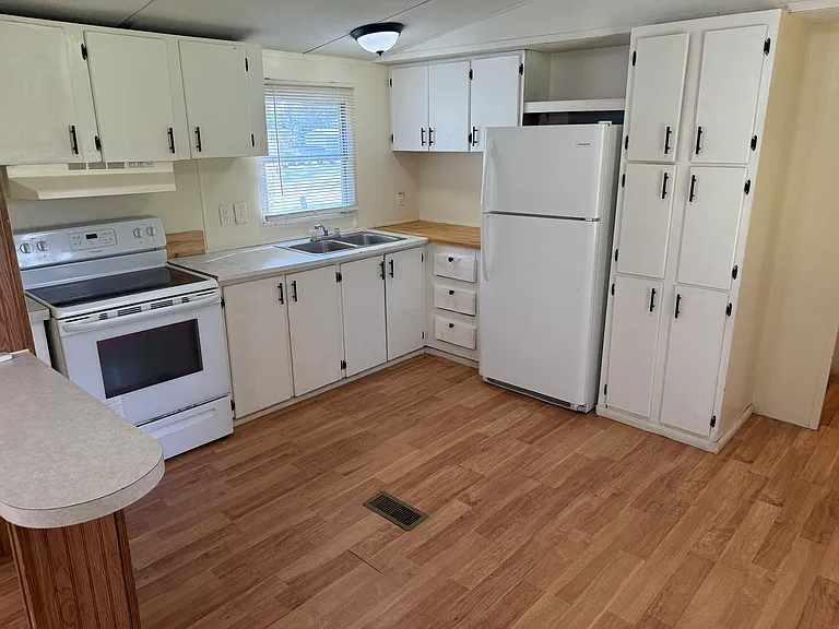 5553 Rivercreek Dr — Photo 21