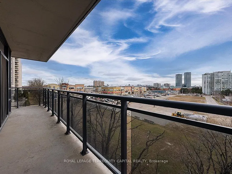 85 N Park Rd #505 — Photo 29