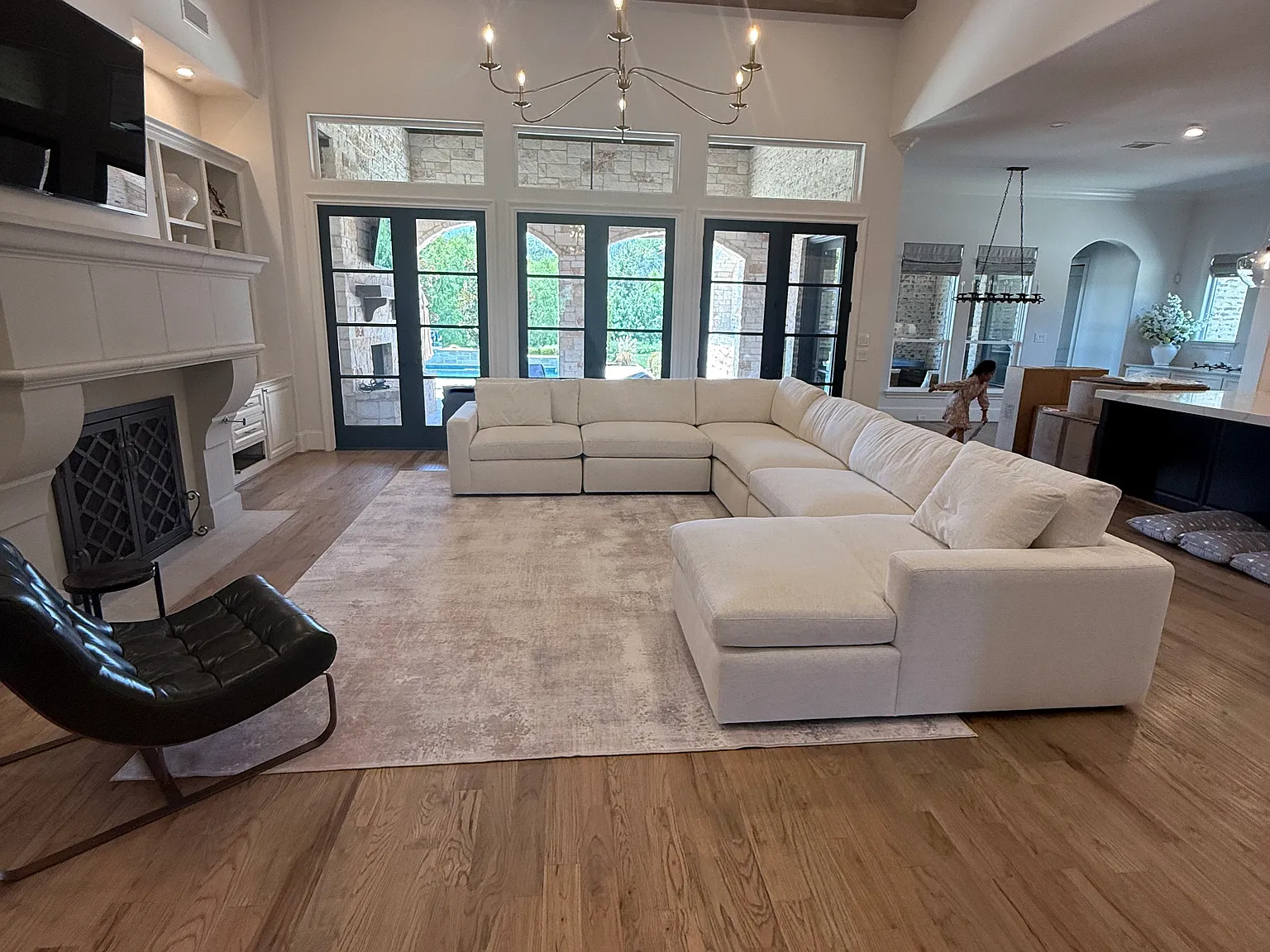 148 Brentwood Dr — Photo 3