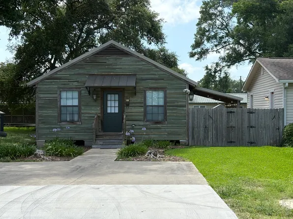 1312 Robert St, Rayne, LA 70578