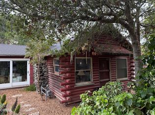 2525 Pierce Ave, Cambria, CA 93428