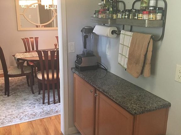 Kitchen Bar