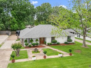 1312 Barkley Dr, Baton Rouge, LA 70810