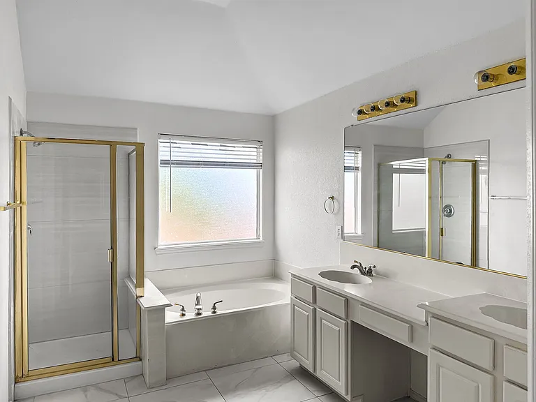 2509 Heather Glen Dr — Photo 16