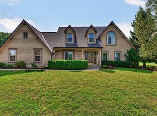 S93W33523 Fieldside COURT, Mukwonago, WI 53149