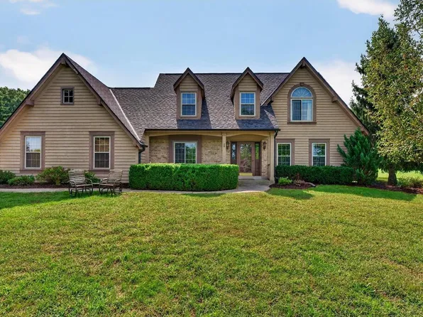 S93W33523 Fieldside COURT, Mukwonago, WI 53149