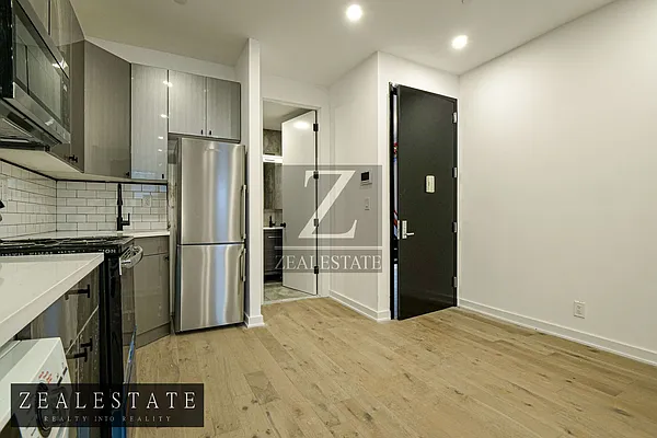 Rented by ZealEstate Group Inc | media 18