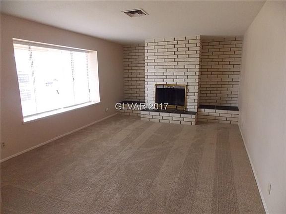 2nd image of 305 Estella Ave