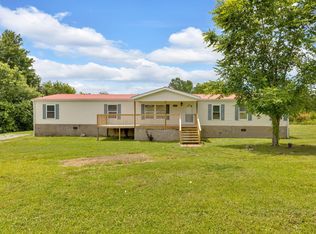 1041 Red Hill Rd, Newport, TN 37821