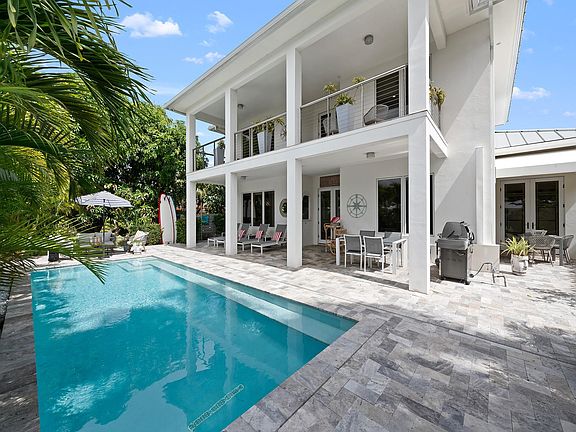 5th image of 717 Solar Isle Drive