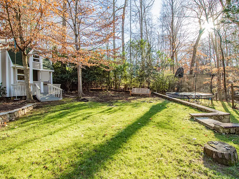 3911 Lakeside Dr — Photo 43