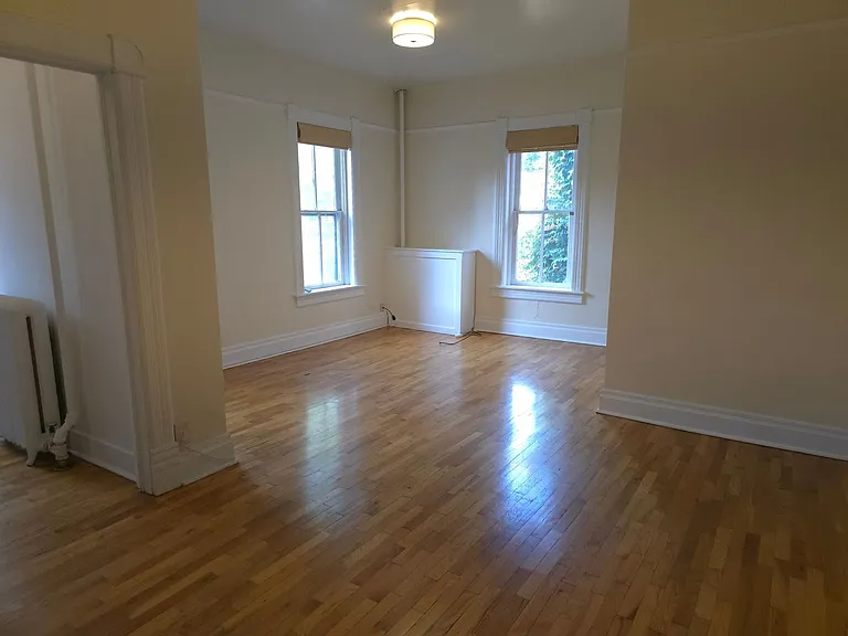 1032 Pine — Photo 16