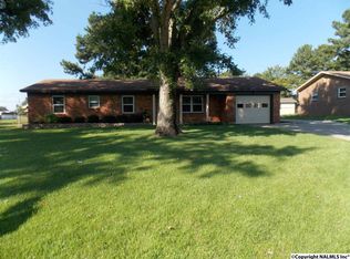 2011 Woodmead St SW, Decatur, AL 35601