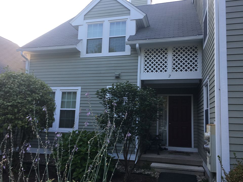 2nd image of 2 Green Meadow Dr
