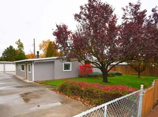1104 N 61st Ave, West Richland, WA 99353