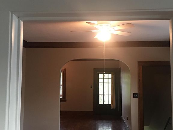 4th image of 2407 Oak Park Ave