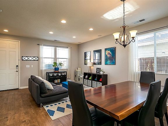 5th image of 969 Silverton Cir