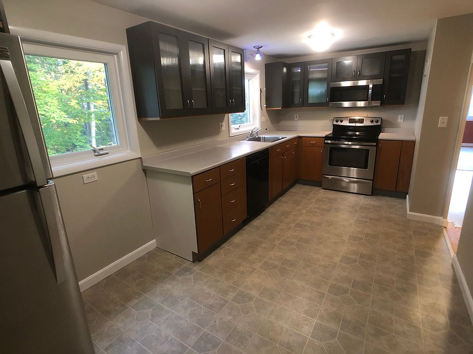 1st image of 36 Rivermount Ter #B