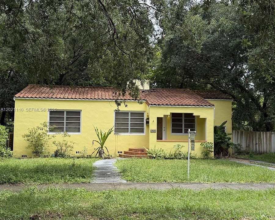 2nd image of 260 Hibiscus Dr