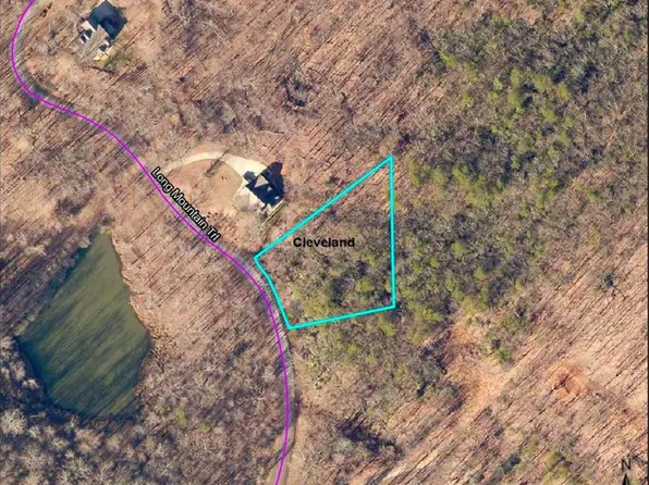 49 Long Mountain Trl, Cleveland, GA 30528