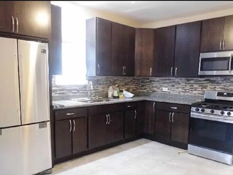 8551 S Manistee Ave #2 — Photo 8